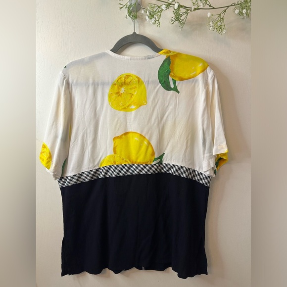 Kathie Lee | Vintage Beauty with lemons 🍋 - Picture 6 of 7